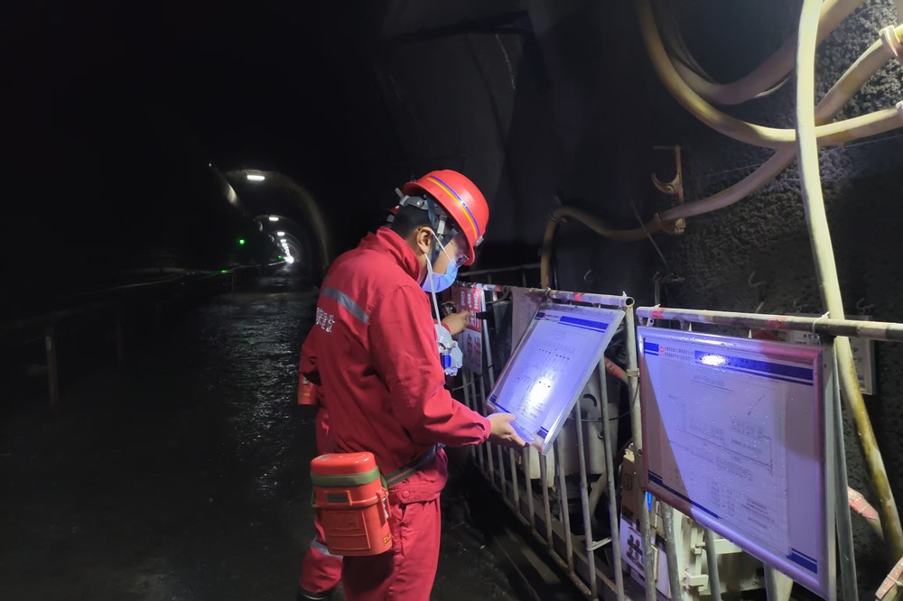 陜煤建設礦建二公司王峰項目雙巷道施工實現質量進度雙突破