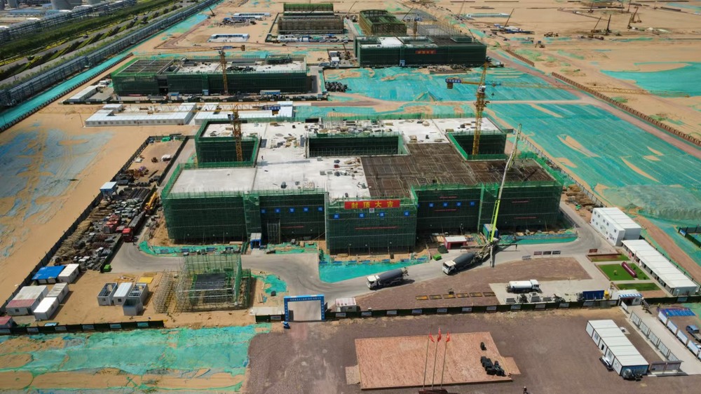 陜煤建設天工公司：榆林化學二期小廠前區項目提前封頂