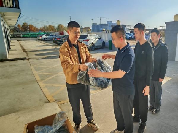 陜煤建設煤礦運營服務分公司:立冬餃香暖一線 凝心聚力戰年終